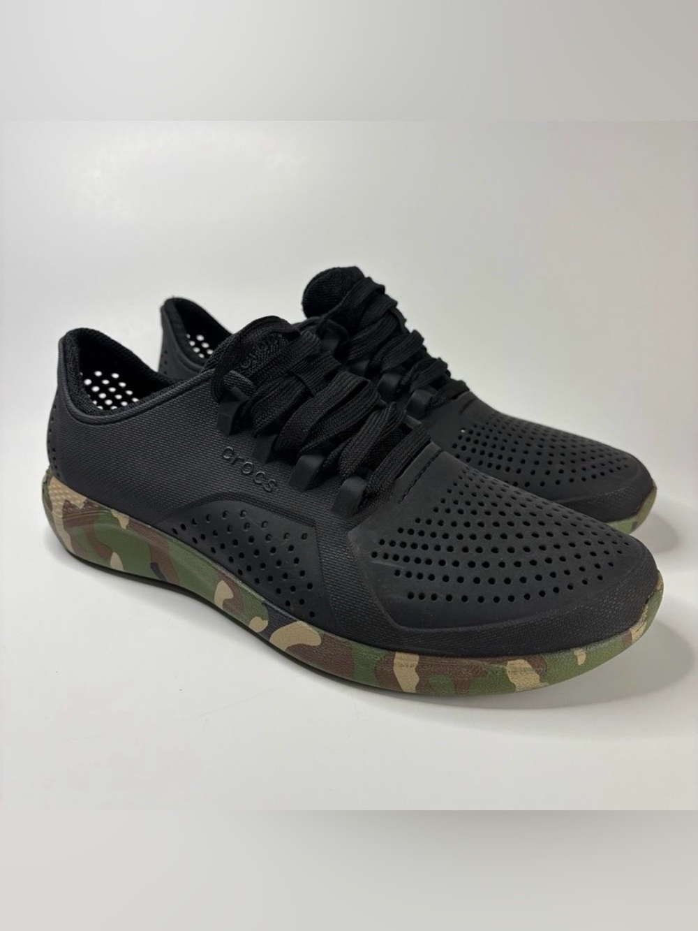 CROCS Literide by Crocs Camo/Black Pacer Shoes M8 W10 Perforated waterproof